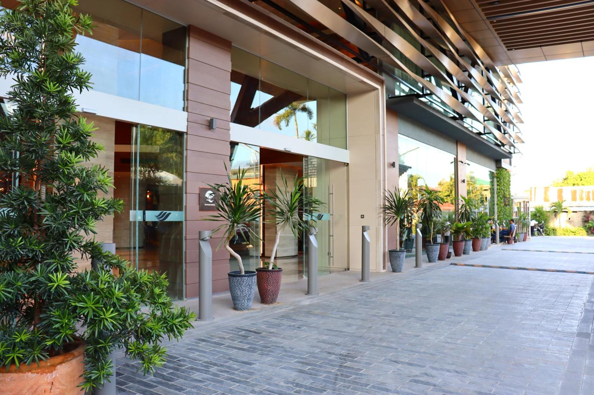 Palm Springs Hotel 帝力 外观 照片