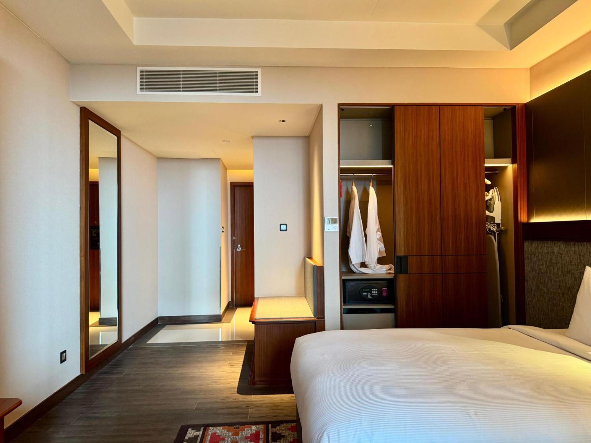 Palm Springs Hotel 帝力 外观 照片